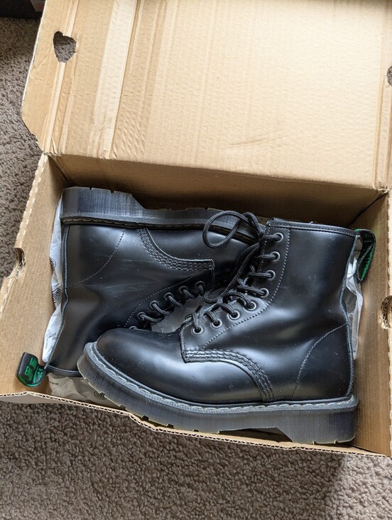 Solovair Shoes - 🖤 Solovair Combat Boots
